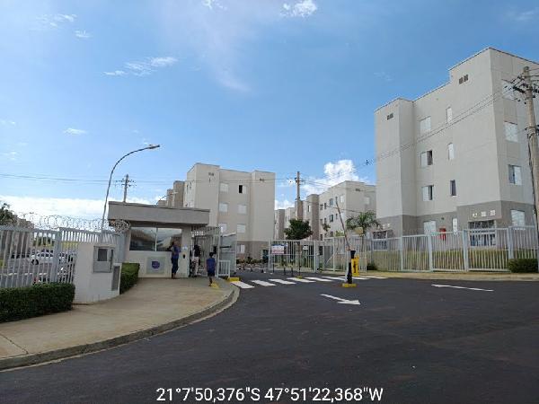 Apartamento em Ribeirão Preto, Reserva Macauba, Rua Geraldo Rinhel Sobrinho, N. 250, Apto 02, Bl 10 Terreo, SP. Área: 43.27m2