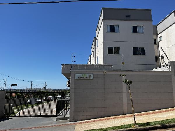 Apartamento em Londrina, Conjunto Habitacional Violim, Rua Elzira Bittencourt Guides, N. 55, Apto 404, Bl 01 Box 15, PR. Área: 43.32m2