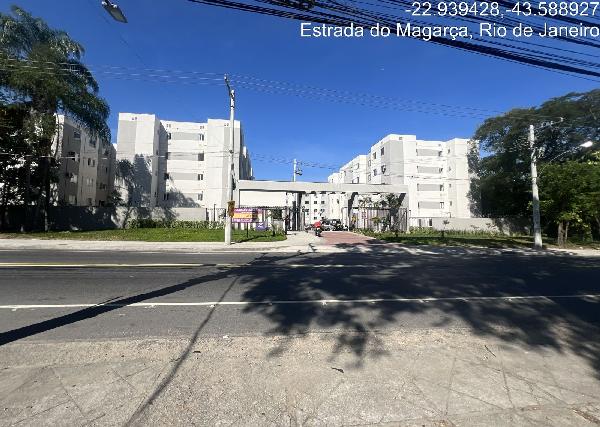 Apartamento em Rio de Janeiro, Guaratiba, Estrada Do Magarça, N. 1553, Apto 508, Bl 09, RJ. Área: 42m2