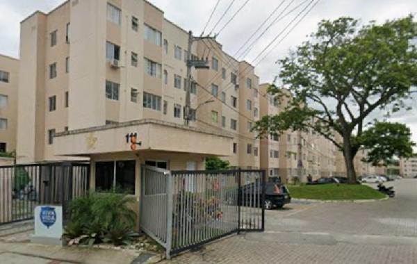 Apartamento em Rio de Janeiro, Santa Cruz, Rua Aporuna, N. 111, Apto 310, Bl 02 Lt 02, RJ. Área: 41.19m2