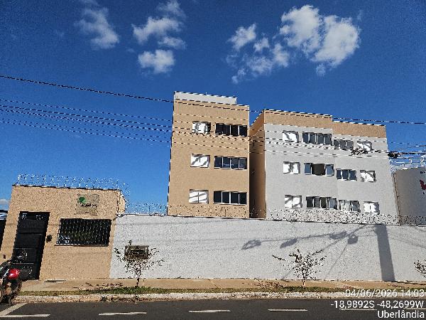 Apartamento em Uberlândia, Shopping Park, Avenida Ministro Homero Santos, N. 505, Apto 101, Bl 01  Vg 26, MG. Área: 45.86m2