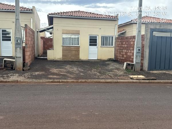 Casa em Altinópolis, Residencial E Comercial Figueiredo Felip, Rua Henrique De Figueiredo Dobermann, N. 75, 1466, SP. Área: 47.75m2