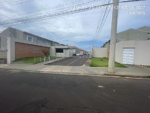 Apartamento em Uberaba, Conjunto Chica Ferreira, Rua Dona Cecilia Borges Pauluk, N. 70, Apto 103, Bl 01 Vg 03-Pne, MG. Área: 63.98m2