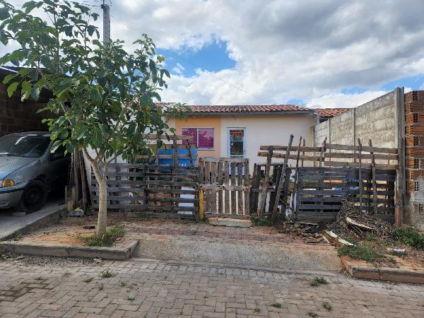 Casa em Belo Jardim, Euno Andrade Da Silva, Rua Sebastiao Barbosa Da Silva, N. 96, .Lt. 39 Qd.33, PE. Área: 50.18m2