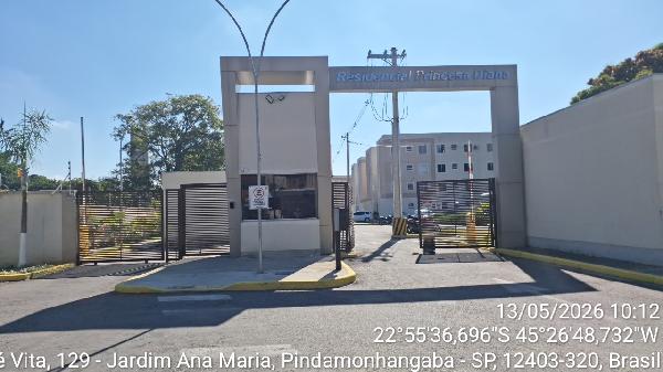 Apartamento em Pindamonhangaba, Loteamento Jardim Ana Maria, Rua Imperatriz Leopoldina, N. 129, Apto 101, Bl 12 Vgs 212 M25, SP. Área: 39.3m2