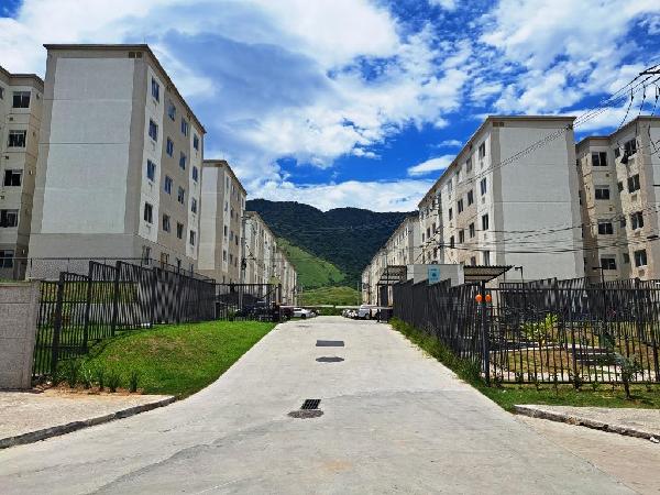 Apartamento em Nova Iguaçu, Cabuçu, Avenida Abilio Augusto Tavora, N. 6045, Apto 401, Bl 08, RJ. Área: 40.54m2