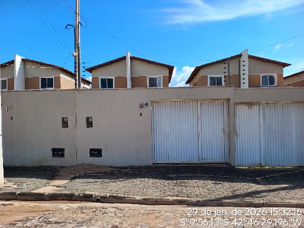 Casa em Teresina, Angelim, Rua Quatro, N. 3098, Cs 09 Tipo B Lt Ja, PI. Área: 60.04m2