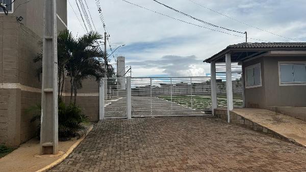 Apartamento em Valparaíso de Goiás, Chacaras E Mansoes Santa Maria, Rua 8, N. Sn, Apto 106, Bl C, Lt 05, Qd 09, GO. Área: 48.9m2