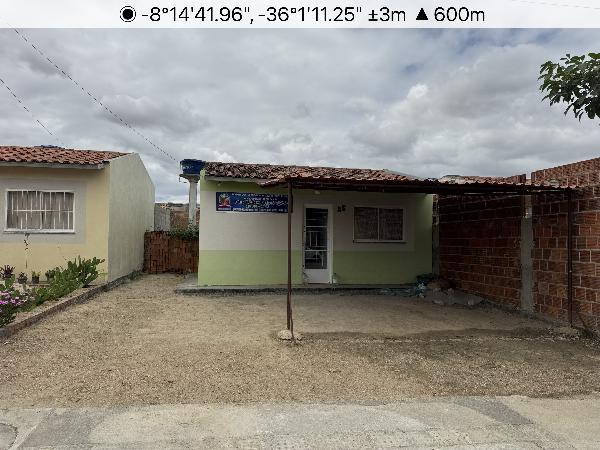 Casa em Caruaru, Andorinha, Rua Caxanga, N. 72, Lt 08 Qd Ap Antiga Rua Projetada 21, PE. Área: 46.3m2