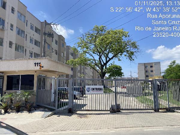Apartamento em Rio de Janeiro, Santa Cruz, Rua Aporuna, N. 111, Apto 312, Bl 01, RJ. Área: 41.27m2