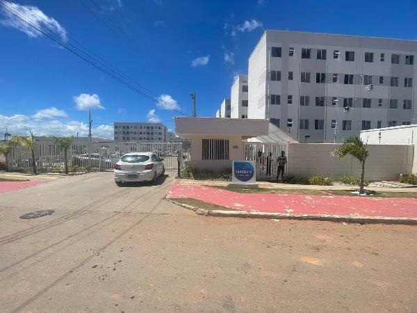 Apartamento em Camaçari, Boa Uniao (abrantes), Rua D, N. Sn, Apto 201, Bl 18 Vg 76, BA. Área: 40.4m2