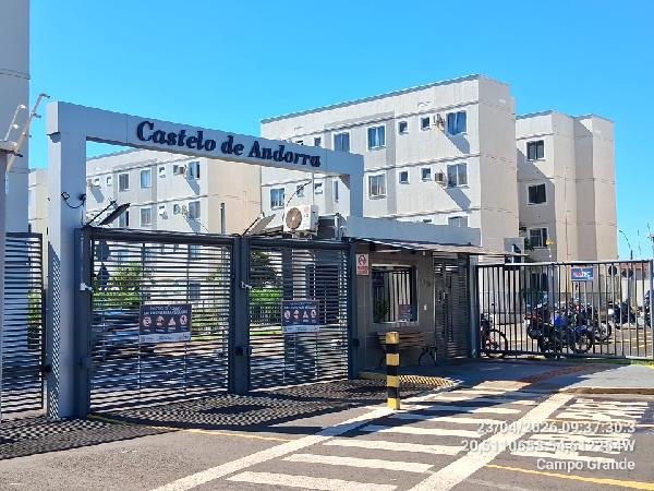 Apartamento em Campo Grande, Pioneiros, Avenida Senador Antonio Mendes Canale, N. 1429, Apto 201, Bl 07, MS. Área: 39.35m2