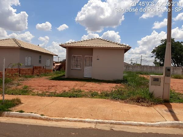 Casa em São José do Rio Preto, Residencial Jose Bernardes Coelho, Rua Maria Helena Pollo Rodrigues, N. 614, Lt 22 Qd 20 Antiga Rua Projetada 04, SP. Área: 43.85m2