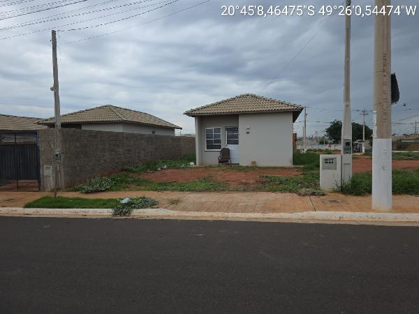 Casa em São José do Rio Preto, Jardim Paulistano, Rua Projetada 8, N. 722,, SP. Área: 43.85m2