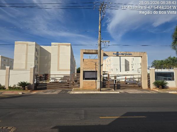Apartamento em Uberaba, Vila Arquelau, Rua Outono, N. 250, Apto 301, Bl 04, Pav 3, MG. Área: 39.3m2