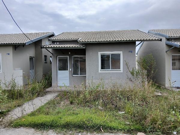 Casa em Itaboraí, Caluge, Variante Da Est De Cabucu, N. 208, 33, Qd C, RJ. Área: 51.6m2