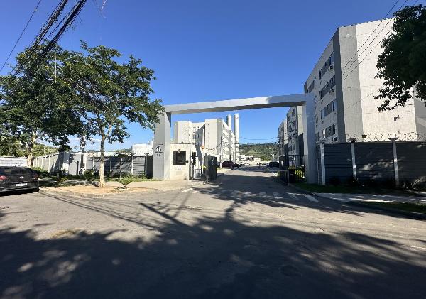 Apartamento em Rio de Janeiro, Santa Cruz, Rua Itatinga, N. 30, Apto 102, Bl 09, RJ. Área: 43.22m2
