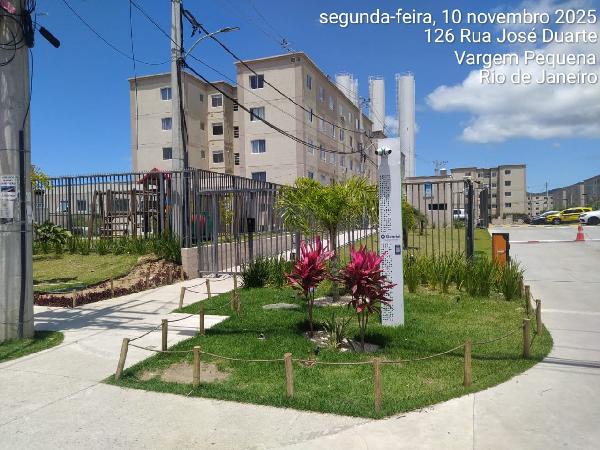 Apartamento em Rio de Janeiro, Vargem Pequena, Estrada Jose Duarte, N. 126, Apto 307, Bl 03, RJ. Área: 43m2
