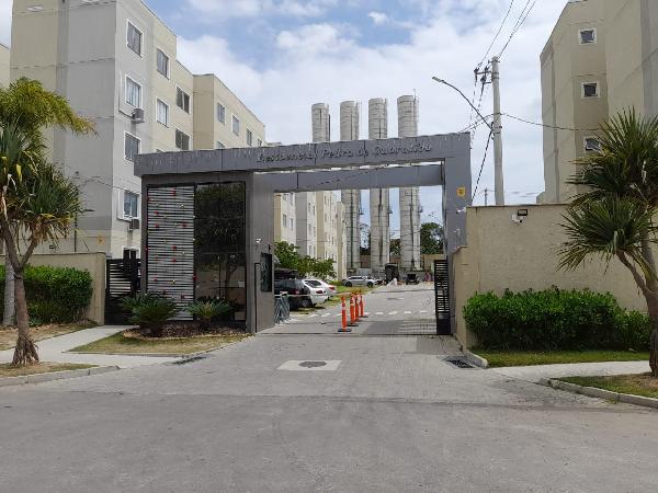 Apartamento em Rio de Janeiro, Guaratiba, Rua Aloes, N. 251, Apto 302, Bl 23, RJ. Área: 45m2