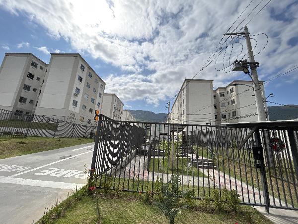 Apartamento em Nova Iguaçu, Cabuçu, Avenida Abilio Augusto Tavora, N. 6045, Apto 403, Bl 20, RJ. Área: 40.54m2