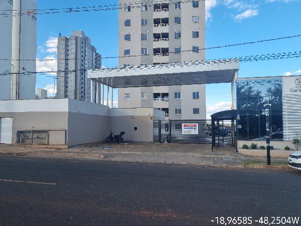 Apartamento em Uberlândia, Laranjeiras, Avenida Vereador Carlito Cordeiro, N. 1895, Apto 405, Torre B, MG. Área: 50.41m2