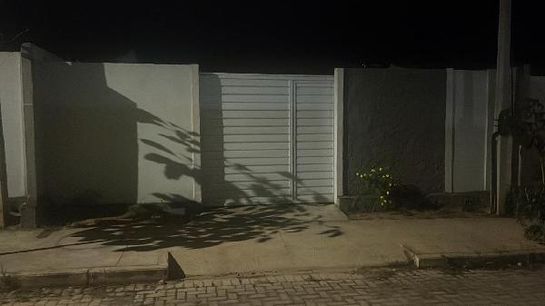 Casa em Belo Jardim, Euno Andrade Da Silva, Rua Roseli Maria De Lira Silva, N. 68, Qd.41 Lt.36, PE. Área: 40m2