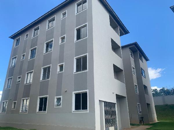 Apartamento em Betim, Monte Verde, Avenida Pingo De Ouro, N. 781, Apto 104, Bl 04 Pav 1 Vg 52, MG. Área: 48.78m2