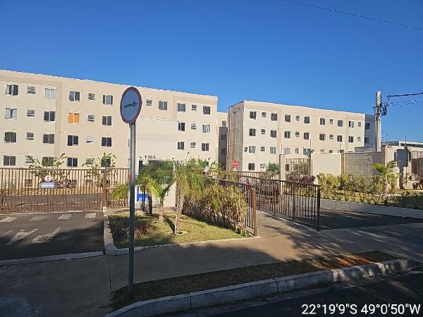 Apartamento em Bauru, Jardim Country Club, Rua Augusto Paulo Lima, N. 1-166, Apto 302,  33ºPav, Bl 3, Vg Nº230, SP. Área: 39.3m2