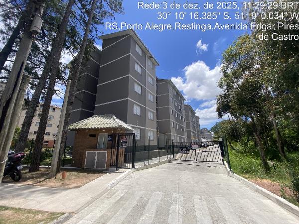 Apartamento em Porto Alegre, Restinga, Avenida Edgar Pires De Castro, N. 4900, Apto 210, Bl C, RS. Área: 45.91m2