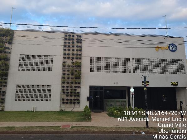 Apartamento em Uberlândia, Grand Ville, Avenida Manuel Lucio, N. 601, Apto 306, Bl A, MG. Área: 44.7m2