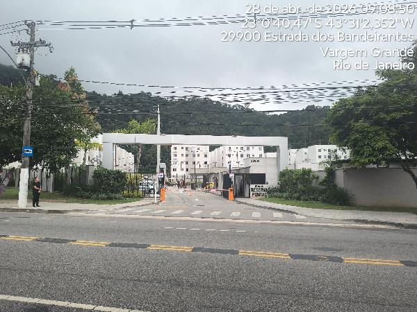 Apartamento em Rio de Janeiro, Jacarepagua, Estrada Dos Bandeirantes, N. 29900, Apto 401, Bl 4, RJ. Área: 44m2