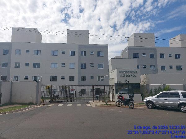 Apartamento em Limeira, Fazenda Duas Barras, Avenida Pedro Perissotto, N. 2125, Apto 403, Bl 16, SP. Área: 43.2m2
