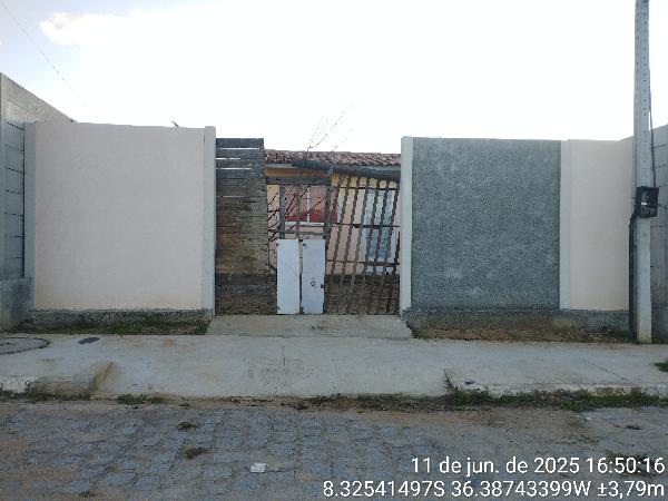 Casa em Belo Jardim, Euno Andrade Da Silva, Rua Manoel Alves Da Silva Irmao, N. 196, Lt 08, Qd 51, PE. Área: 40m2