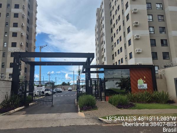 Apartamento em Uberlândia, Grand Ville, Rua Ciano, N. 385, Apto 401, Pav 04 Torre 01, MG. Área: 47.9m2
