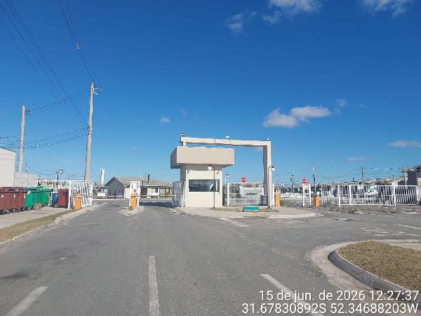 Casa em Pelotas, Tres Vendas, Rodovia Br-116, N. 355, Cs 108 Qd E, RS. Área: 42.74m2