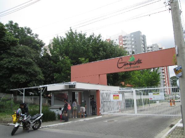 Apartamento em Carapicuíba, Jardim Santa Tereza, Avenida Catagua, N. 802, Apto 92, Bl A, SP. Área: 44.62m2