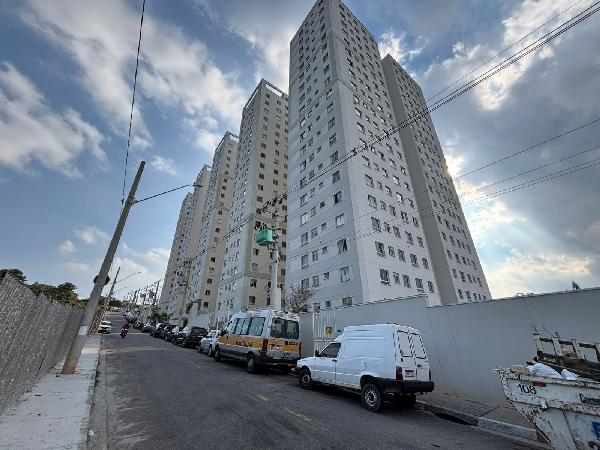 Apartamento em Carapicuíba, Pousada Dos Bandeirantes, Rua Reseda, N. 109, Apto 95, Torre 04, SP. Área: 35.02m2