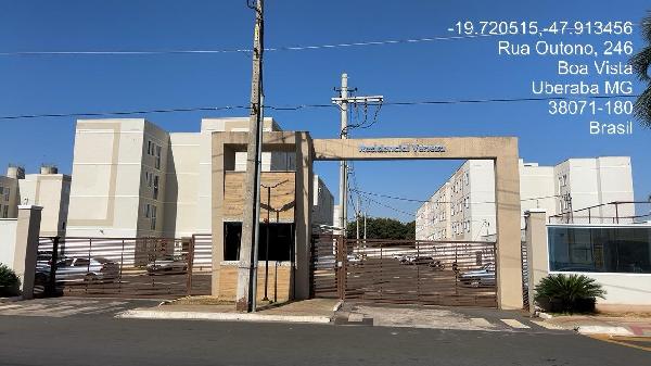 Apartamento em Uberaba, Vila Arquelau, Rua Outono, N. 250, Apto 301, Bl 12 Vaga 151, MG. Área: 39.3m2