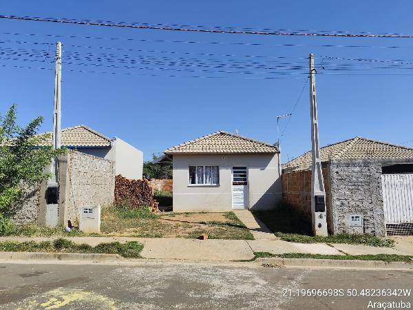 Casa em Araçatuba, Conjunto Habitacional Luana Ii, Rua Antonio Falcetti, N. 75, Lt 04 Qd C Cs 75, SP. Área: 44.82m2