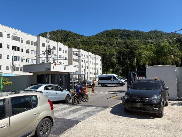 Apartamento em Rio de Janeiro, Vargem Grande, Estrada Dos Bandeirantes, N. 27508, Apto 401, Bl 04, RJ. Área: 43m2 Apartamento em Rio de Janeiro, Vargem Grande, Estrada Dos Bandeirantes, N. 27508, Apto 401, Bl 04, RJ. Área: 43m2