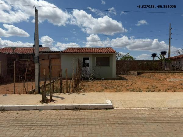 Casa em Belo Jardim, Euno Andrade Da Silva, Rua JosÉ Luiz Da Silva, N. 43, 4511loteamento Viana E Moura Inhumas, PE. Área: 40m2