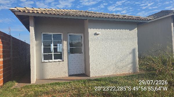 Casa em Votuporanga, Parque Esplanada, Avenida 02, N. 1971, Qd 04 Lt 24 Cadastro Ne 22 11 04 24, SP. Área: 43.85m2