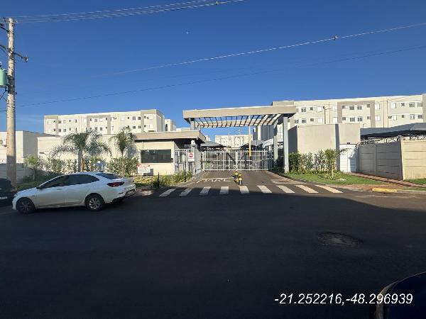 Apartamento em Jaboticabal, Athenas Paulista, Rua Professora Luzia Marques, N. 101, Apto 34, Torre 7 Bl A, SP. Área: 43.06m2