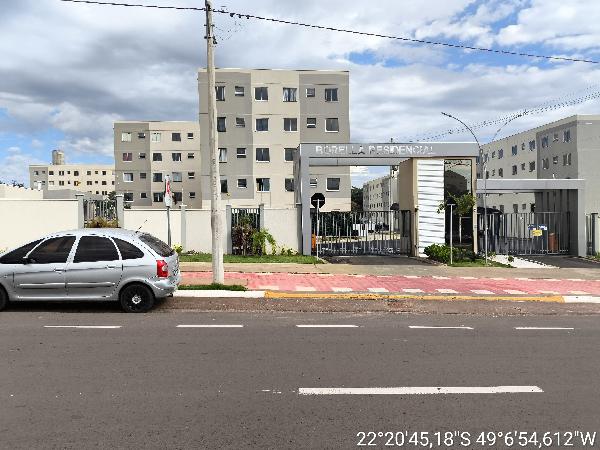 Apartamento em Bauru, Parque Viaduto, Avenida Maria Ranieri, N. 13, Apto 201, Bl09 Pav02 Vg89, SP. Área: 39.3m2