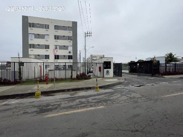 Apartamento em Rio de Janeiro, Santa Cruz, Rua Aporuna, N. 475, Apto 101, Bl 13, RJ. Área: 43.22m2