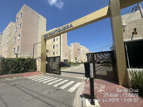 Apartamento em Rio de Janeiro, Santa Cruz, Rua Projetada C, N. 85, Apto 501, Bl 18, RJ. Área: 41.32m2