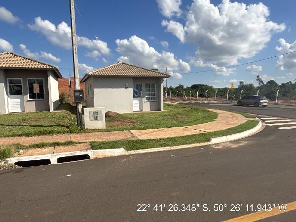Casa em Assis, Residencial Bella Vista Ii, Rua Luiz Miguel Escobari, N. 15, Lote 17 Quadra Q, SP. Área: 43.85m2
