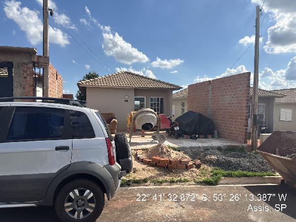Casa em Assis, Residencial Bella Vista Ii, Rua Ivani Helena Guilherme, N. 59, Lt 10 Qd T, SP. Área: 43.85m2