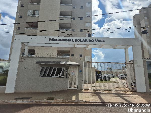 Apartamento em Uberlândia, Loteamento Luizote De Freitas Iv, Rua Francisca De Assis Valerio, N. 146, Apto 007, Bl 02 Vaga 98, MG. Área: 51.96m2