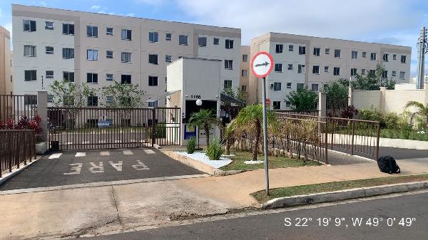Apartamento em Bauru, Jardim Country Club, Rua Augusto Paulo Lima, N. 1-166, Apto 204, Bl 08 Vg 192, SP. Área: 39.3m2